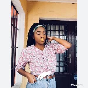 Meet your Posher, Sara